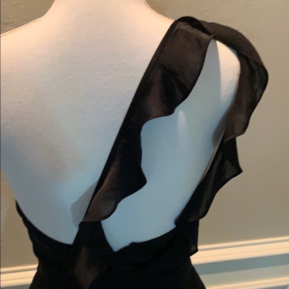 Vici Black Dress - Picture 3 of 4